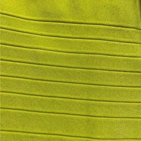 Guess by Marciano Women’s Size Small Dress - Picture 2 of 6